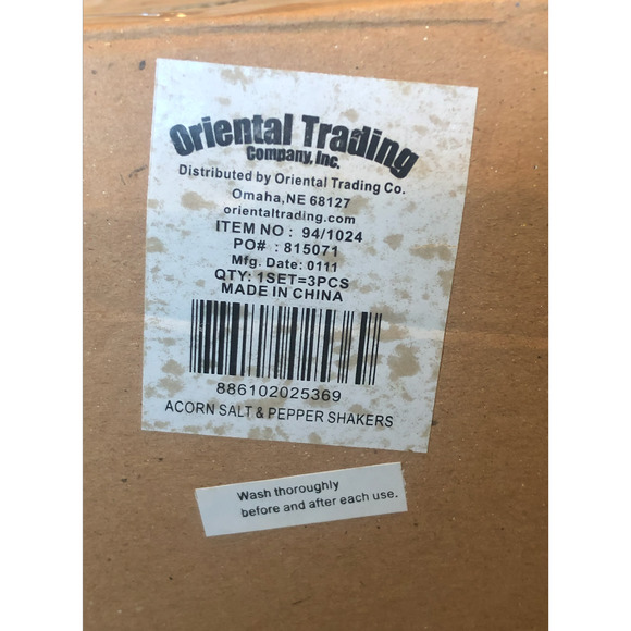 EUC Vintage Fall Acorn Autumn Leaves Salt Pepper‎ Shaker Set of 3 Pieces - Picture 9 of 16